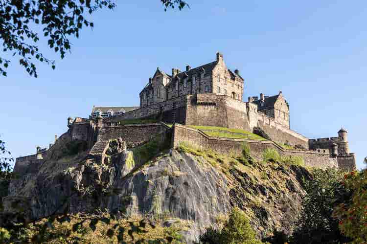 edinburgh-castle