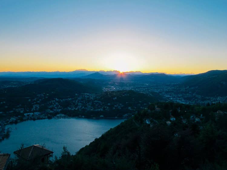 Lake como – lakeside beauty