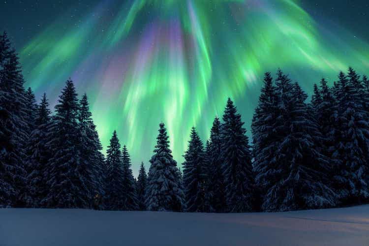 northern-sky-aurora